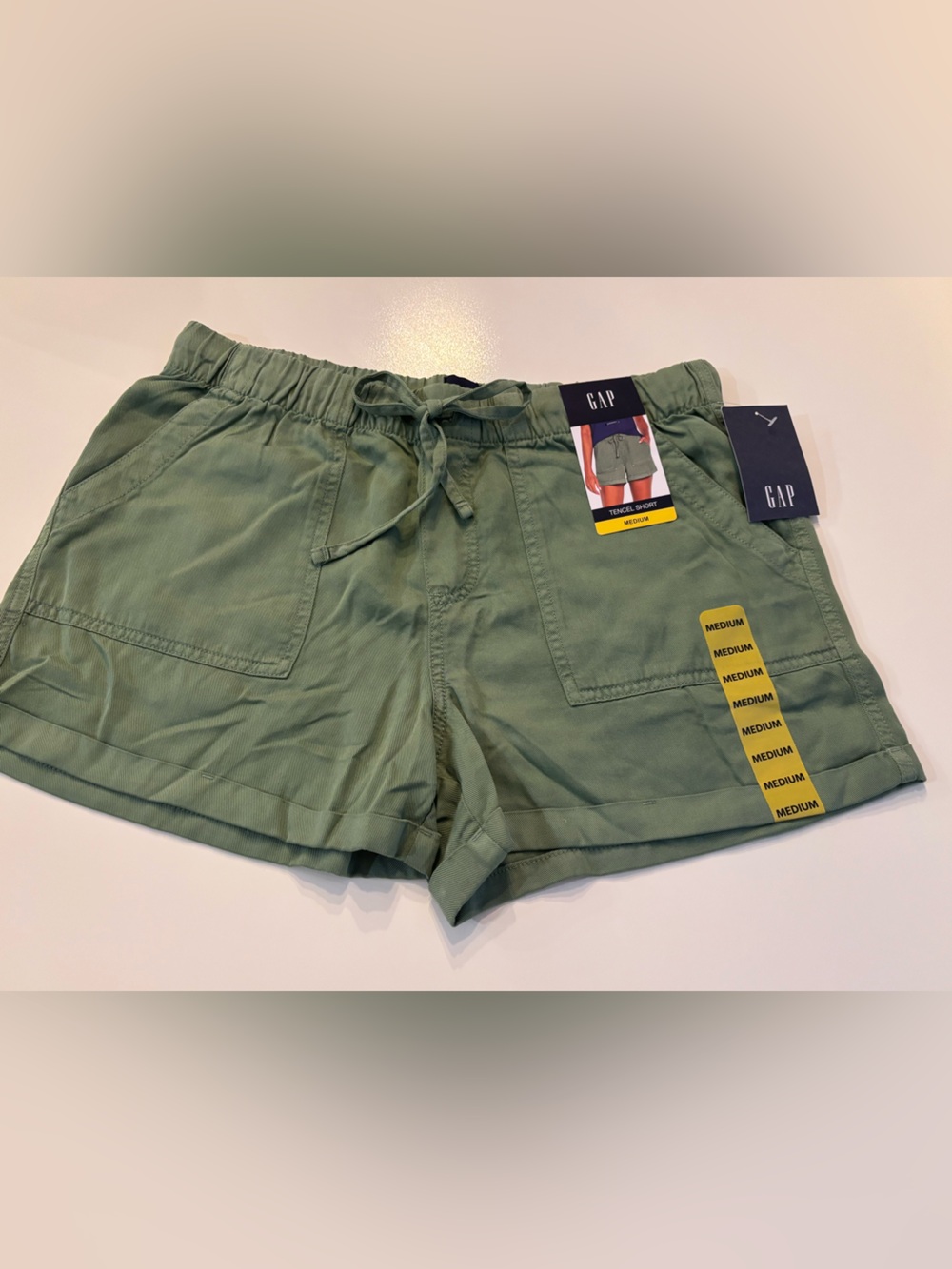 GAP Women’s Drawstring Relaxed Pull on Women’s Shorts, Olive Green, Medium NWT